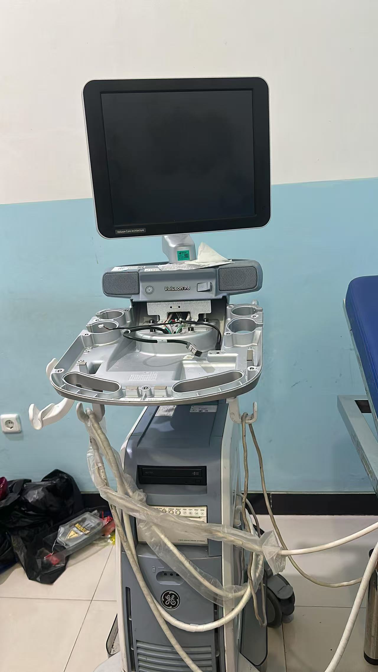 维修一例VOLUSON P8 BT18控制面板故障(图1)