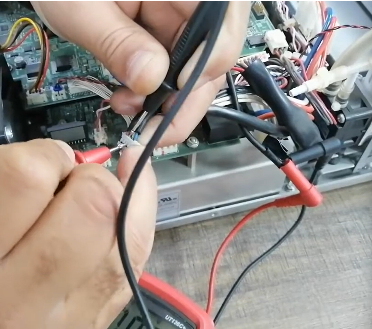 FUJINON EG-530WR富士能EG530WR 摄像主机维修(图3)